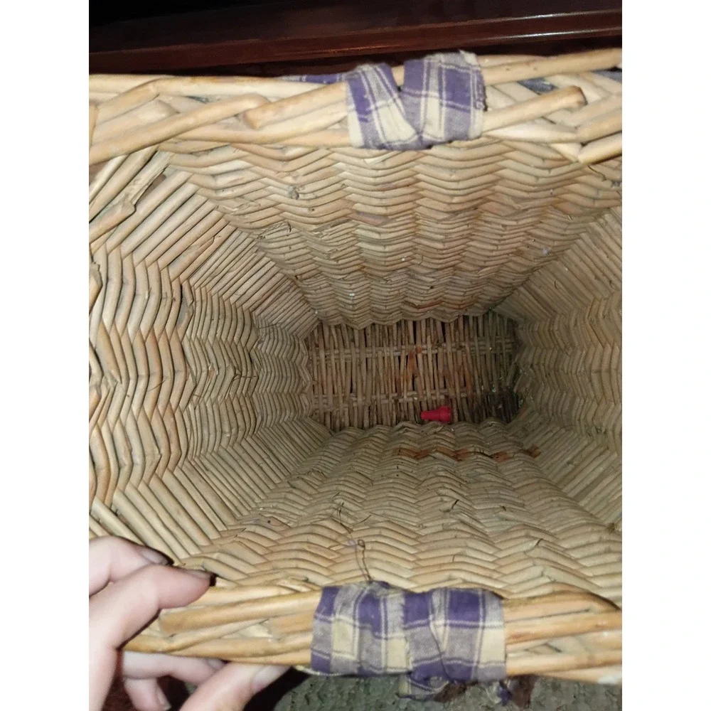 Rectangular‎ Woven Wooden Wicker Basket Blue Ribbon Bow Vintage Cottage Core